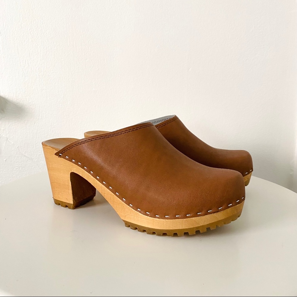 Women’s Clog Mules